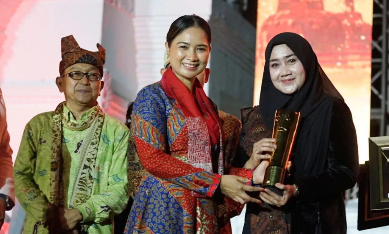 Jawa Timur Borong Penghargaan di Anugerah Bangga Berwisata di Indonesia 2024