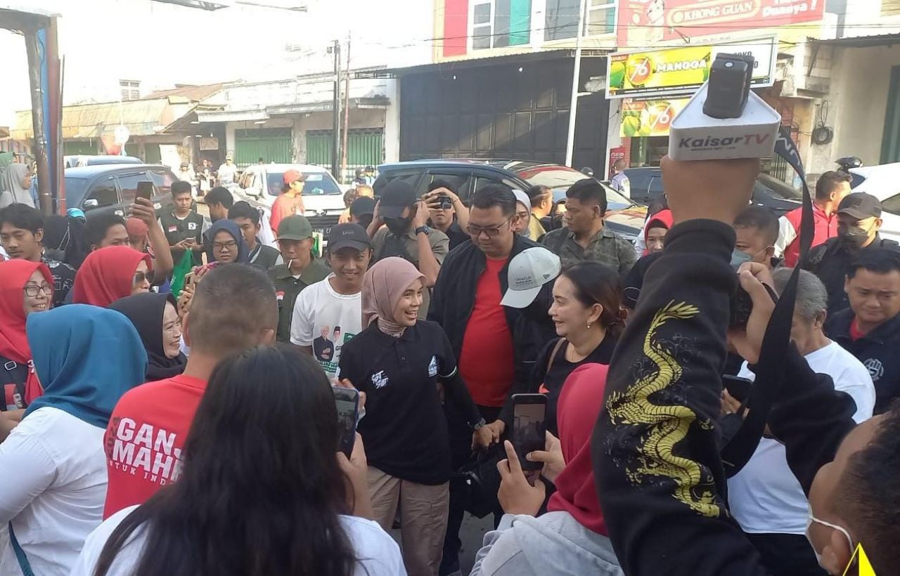 Pak Eko Senang Ketemu Atiqoh Ganjar di Bondowoso