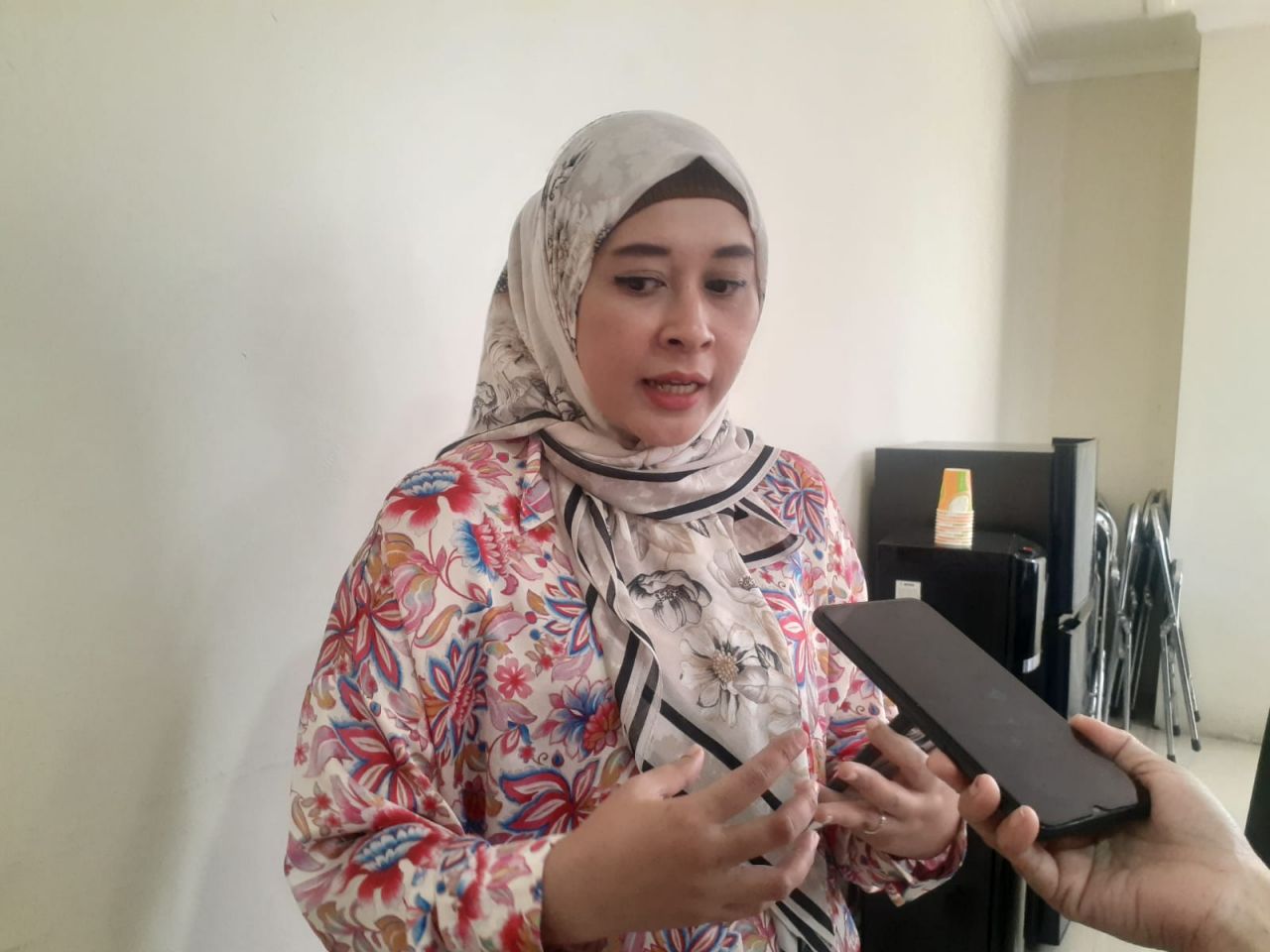 Ajeng Wira Wati Bopda Sebaiknya Digunakan untuk Menambah Fasilitas Belajar Sekokah