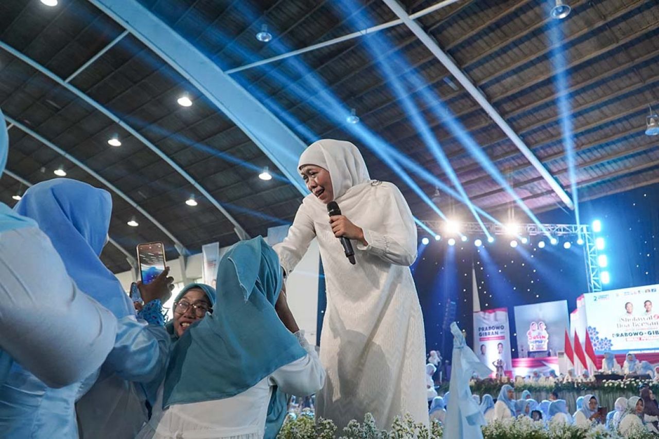 TKD Jatim 02 Gelar Selawat dan Doa Bersama di Jatim Expo: Khofifah Mewanti-wanti Relawan