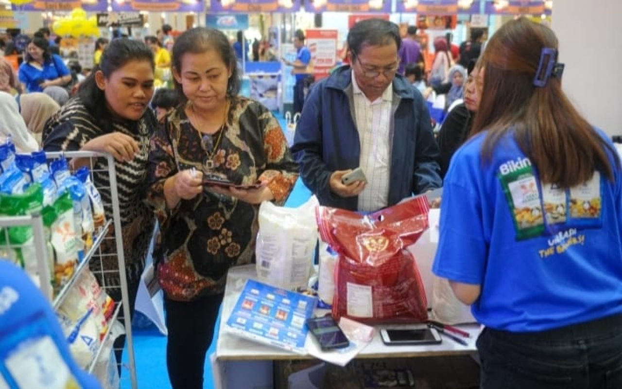 20 UKM Mitra Binaan Bogasari Hadirkan Festival Kuliner Bogasari Pertama di Surabaya