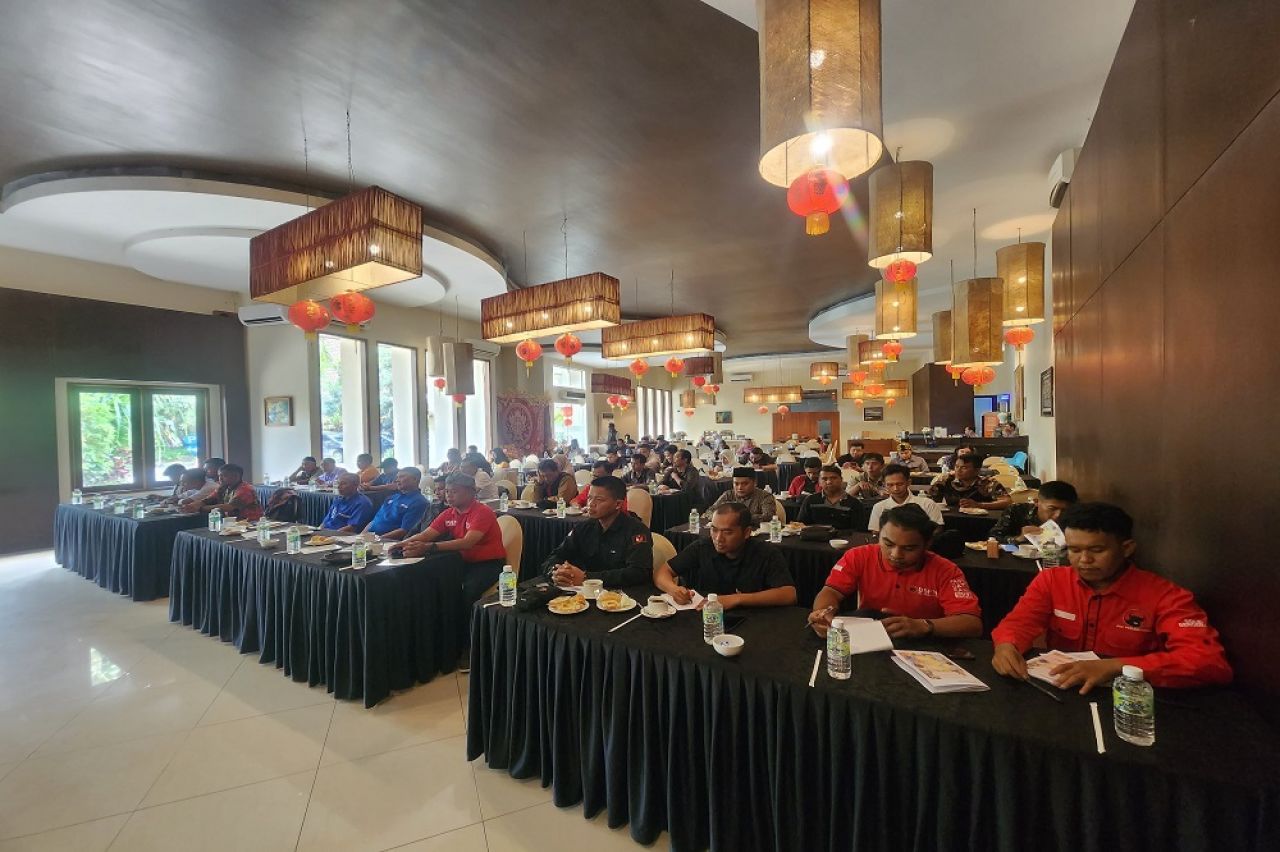 Keterangan Foto:- Pelatihan saksi partai politik tingkat kabupaten dan skema penyelenggaraan saksi peserta pemilu di Hotel Ijen View, Selasa (6/2/2024).