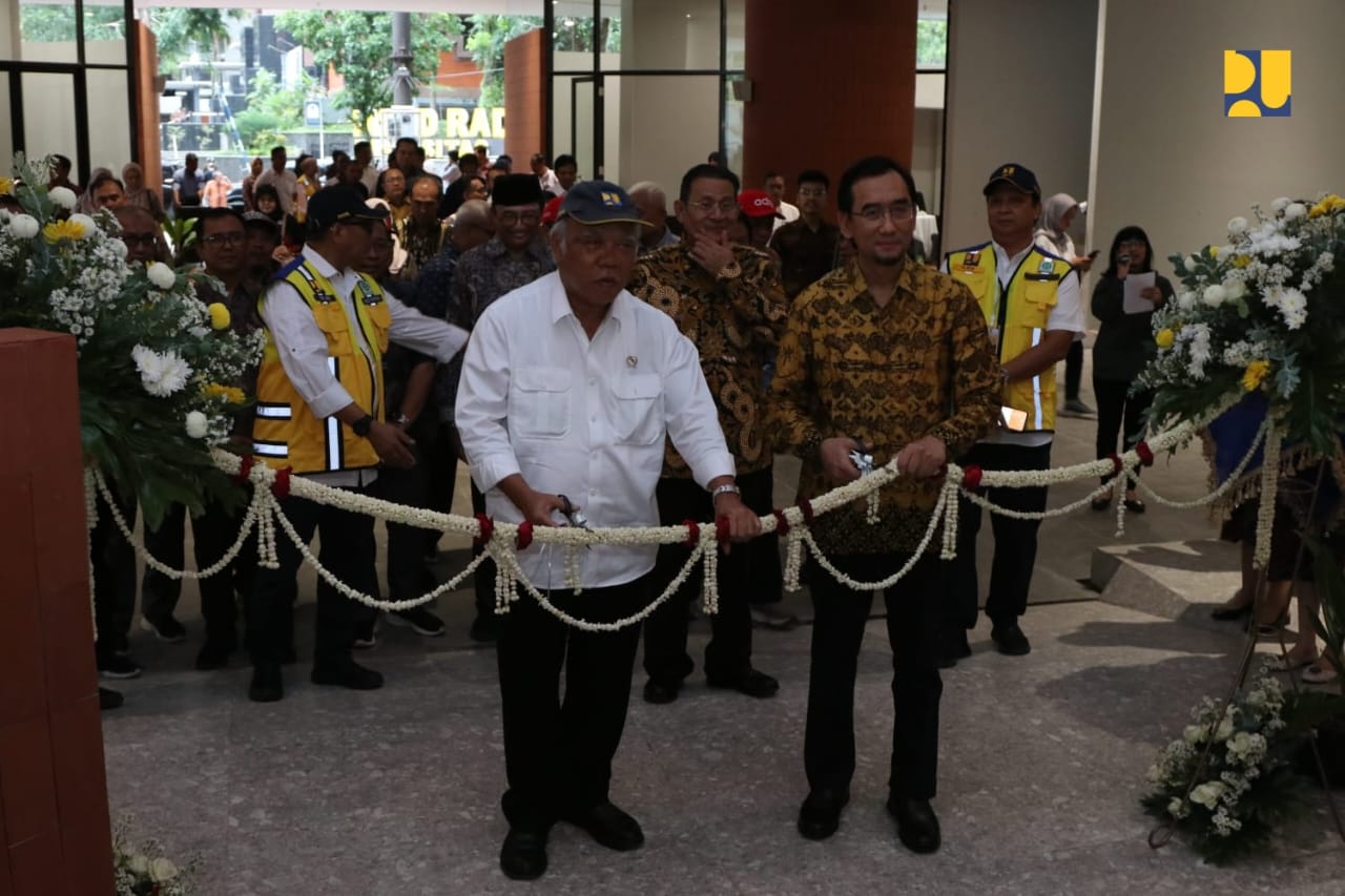 Menteri PUPR Basuki Hadimuljono, saat meresmikan gedung auditorium Universitas Brawijaya Malang