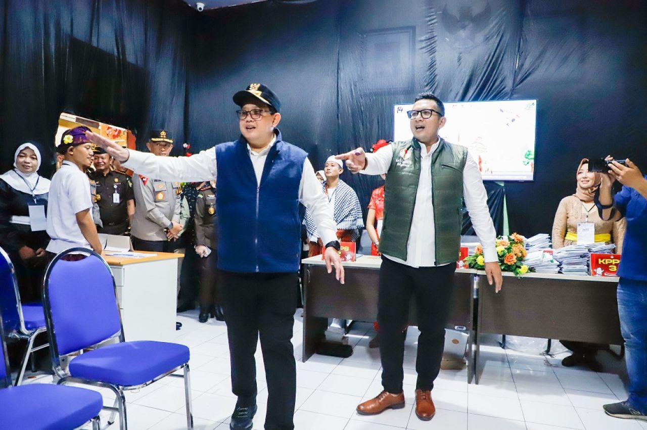 Tinjau Pelaksanaan Pemilu di Surabaya dan Mojokerto, Adhy Karyono Alhamdulillah Semua Aman