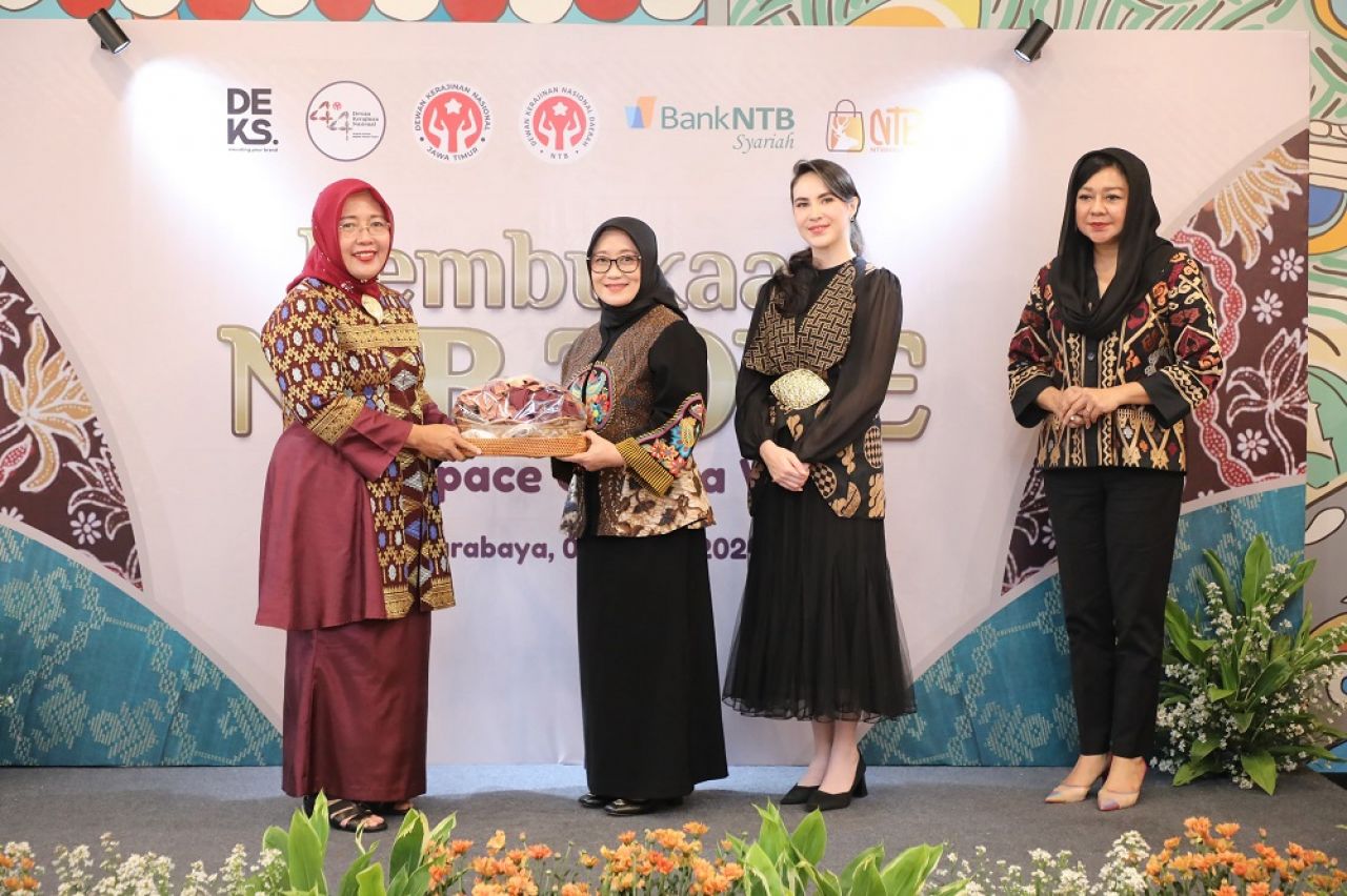 Pj. Ketua Dekranasda Jatim Isye Harap Kerjasama IKM Binaan Jatim-NTB Semakin Luas dan Berkembang