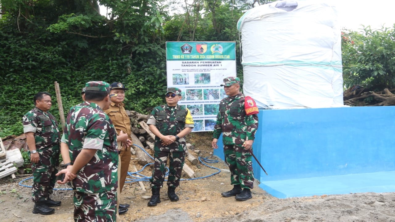 Dandim 0808/Blitar Dampingi Tim Wasev Tinjau Sasaran TMMD ke-119 TA.2024 di Wilayah Kabupaten Blitar