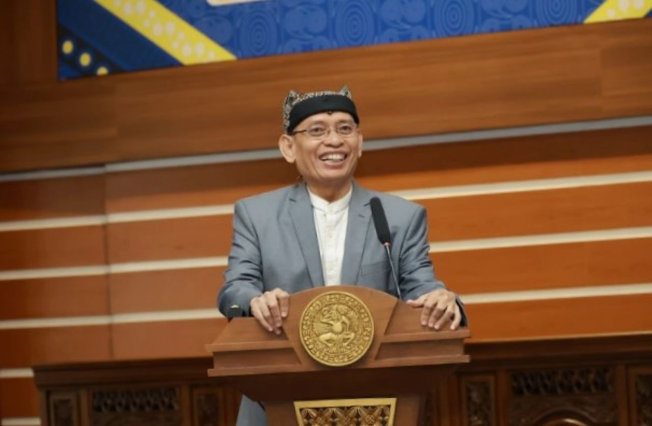 Komitmen Transparansi, Rektor Unair Umumkan Kandidat Penerima Golden Ticket Masuk