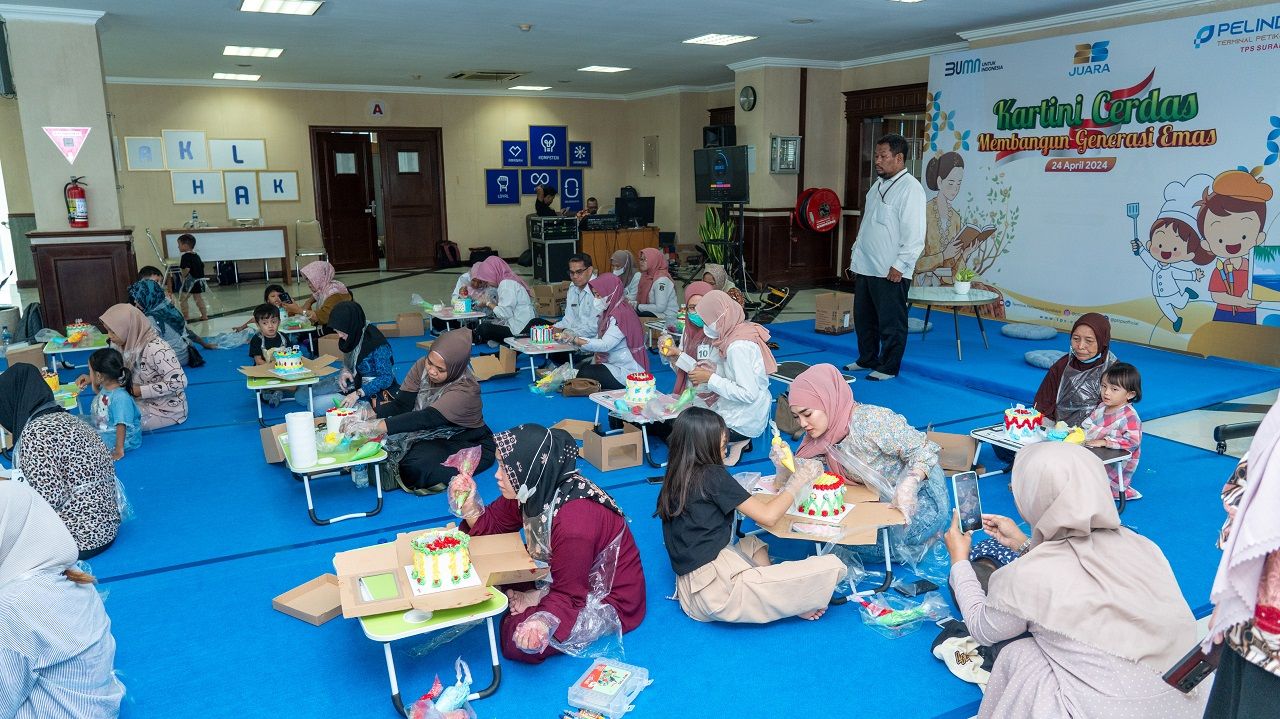 PT Terminal Petikemas Surabaya Mengadakan Kegiatan Edukasi dan Lomba Menghias Kue Tart