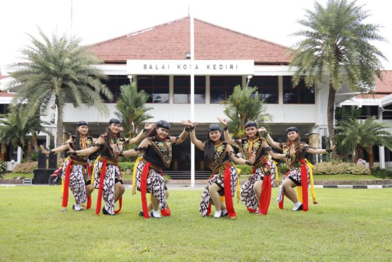 Persiapan Sengit Pilkada Kota Kediri: Empat Poros Koalisi Bersaing untuk Mencari Calon Wali Kota