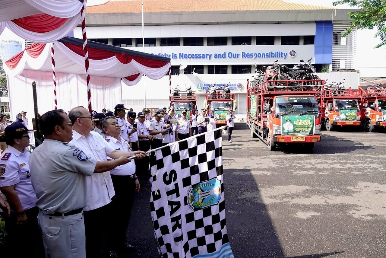 Kurangi Potensi Kecelakaan Lalu Lintas, Pemprov Jatim Fasilitasi Pengangkutan 238 Unit Motor Pemudik