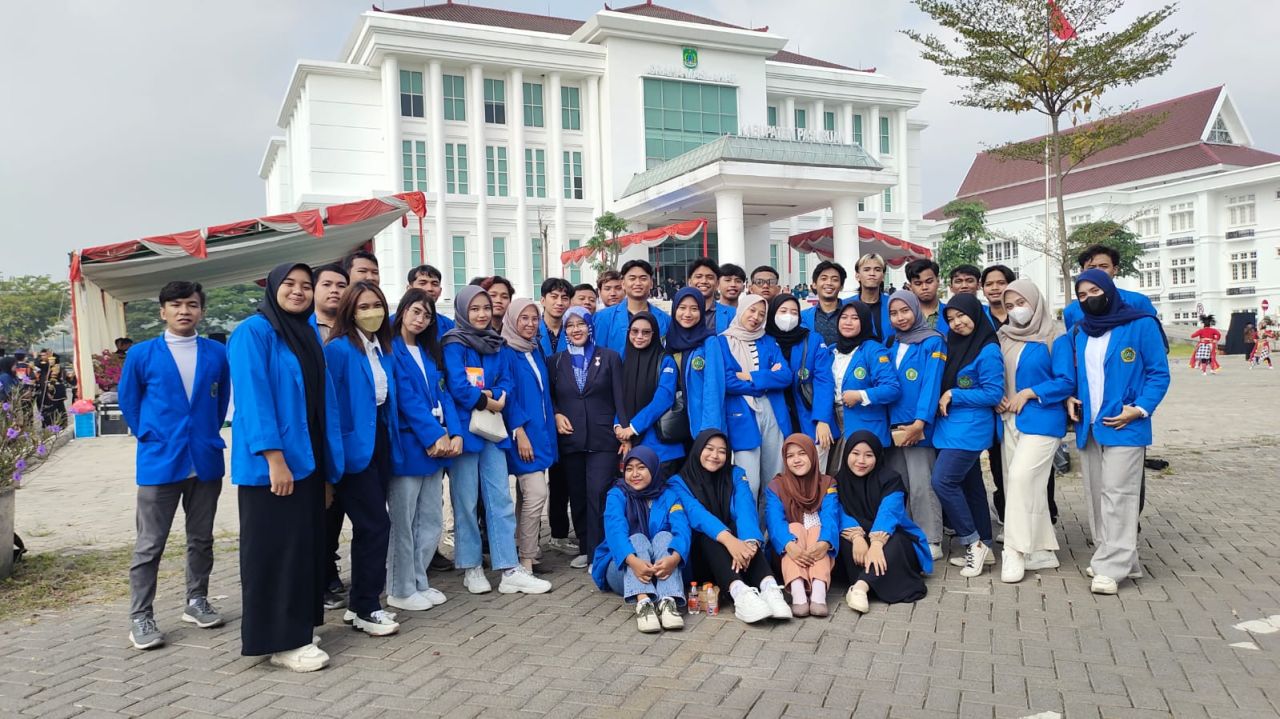 Mangayubagyo Hari Pendidikan Nasional