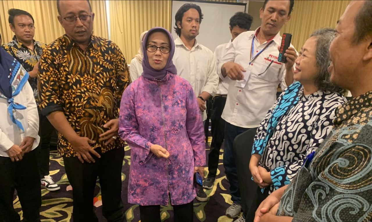 Ketua Dewan Pers Dr Ninik Rahayu saat menghadiri UKW angkatan 45