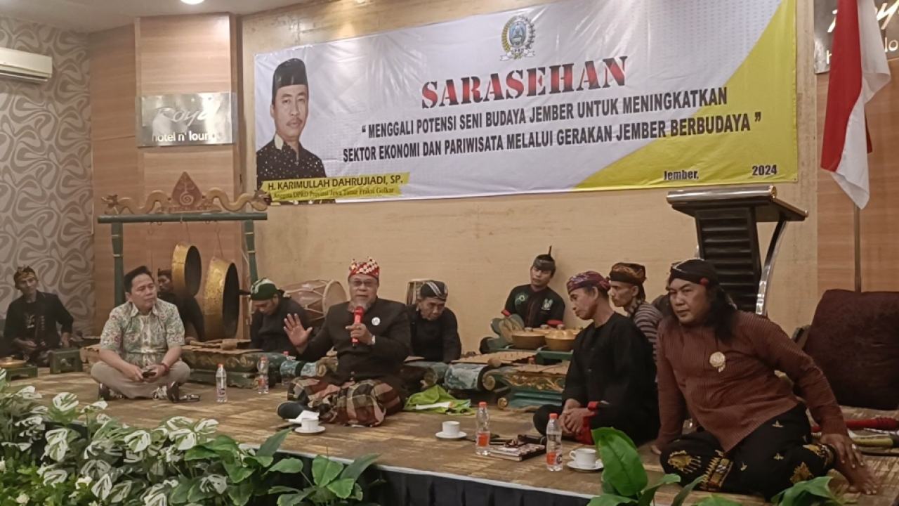 Sarasehan Seni Budaya Jember Ajang Curhat, Ji Karim Menjawab
