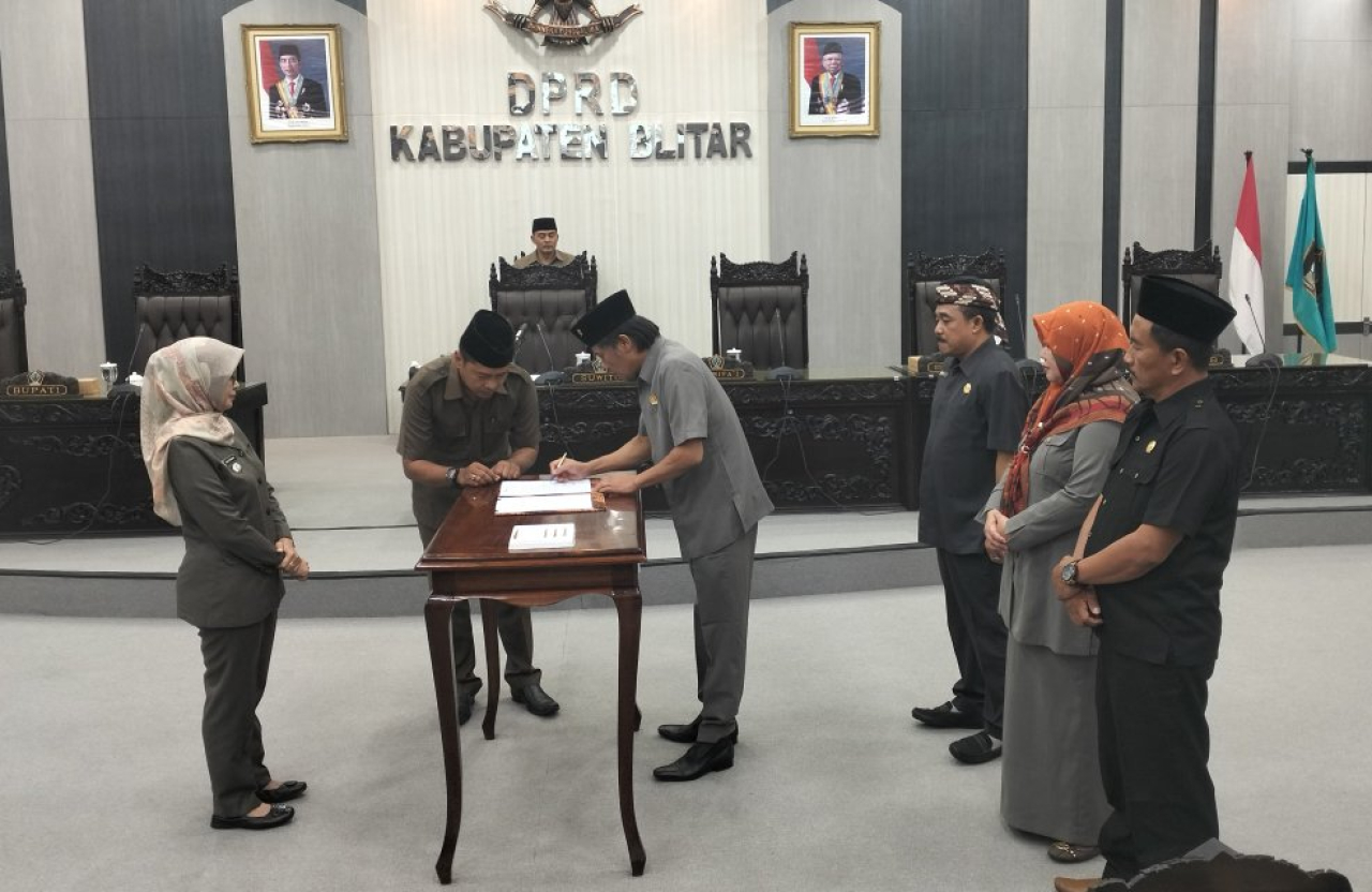 DPRD Kabupaten Blitar dan Pemkab Setujui Ranperda Tentang Rencana Pembangunan Industri