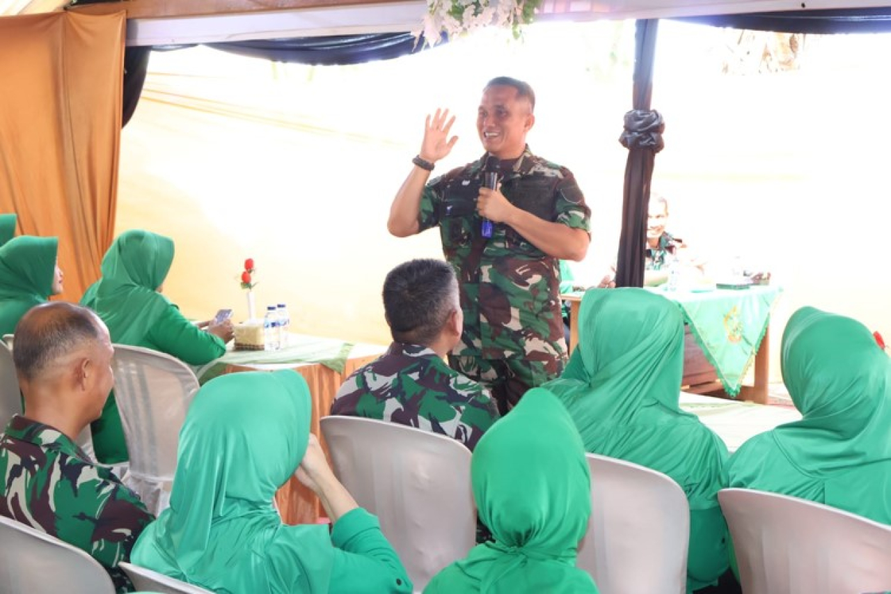 Jaga Keharmonisan Rumah Tangga, Pesan Dandim di Pertemuan Gabungan Personel dan Persit KCK Kodim 0808/Blitar