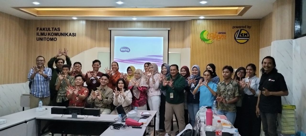 Lawan Miss Informasi Japelidi dan LUKW Unitomo Gelar Workshop Literasi Digital 