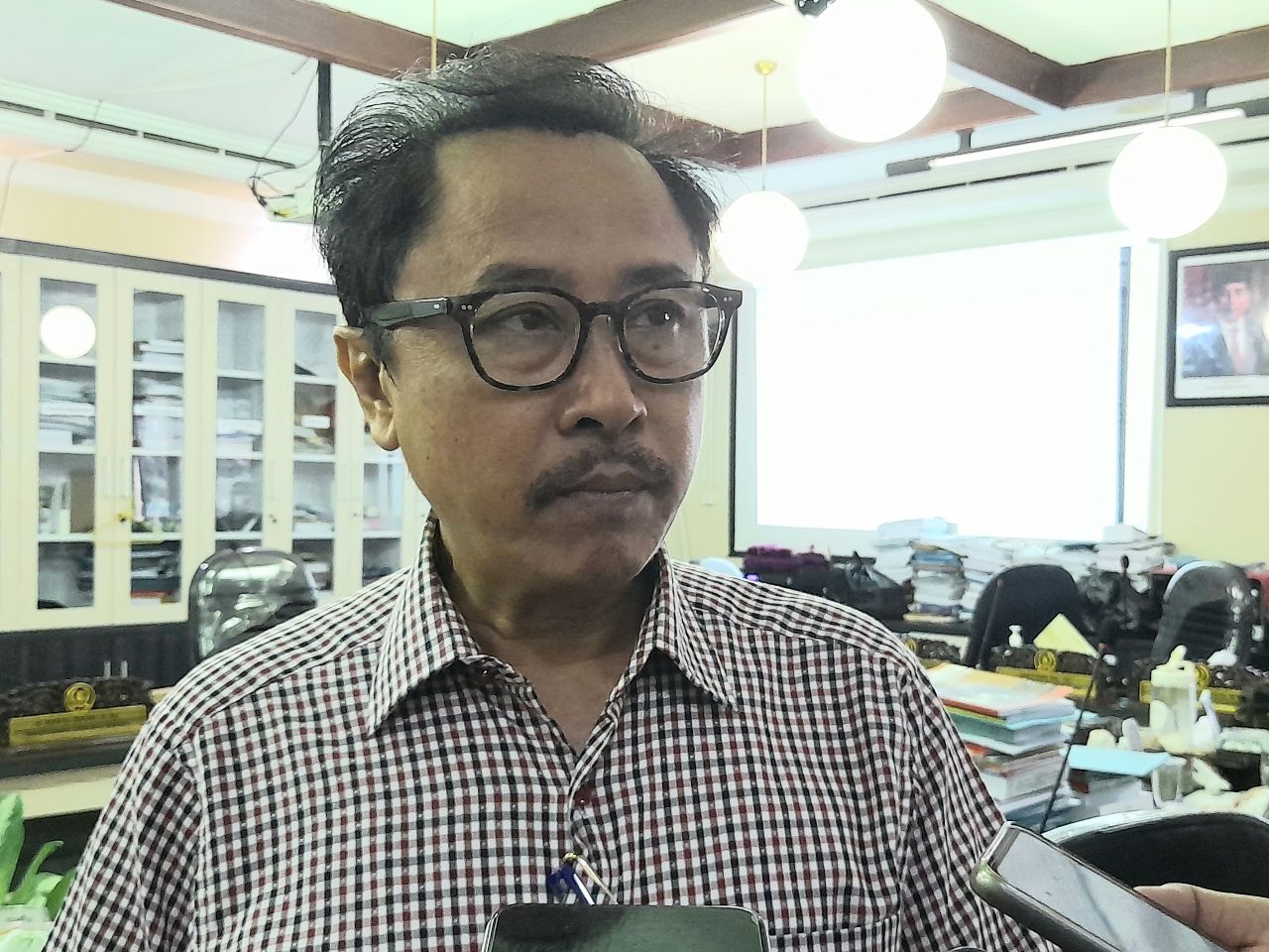 Komisi C Minta Kontraktor Proyek Tunnel TIJ Joyoboyo Pasang Pengamanan P3K