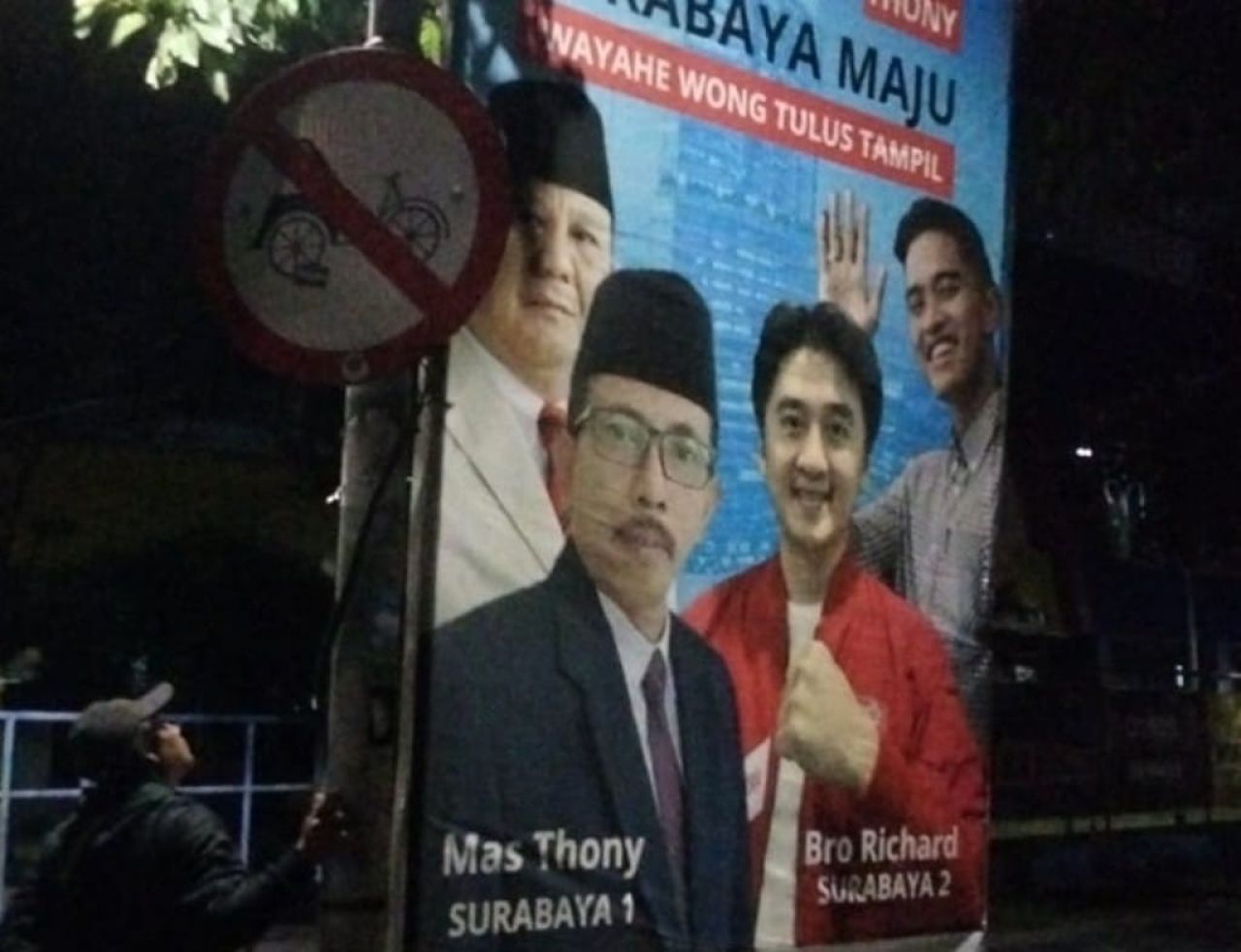 Bursa Cawali Surabaya Mulai Memanas, Muncul Banner AH Thony - Ricard, Ini Kata Gerindra Surabaya
