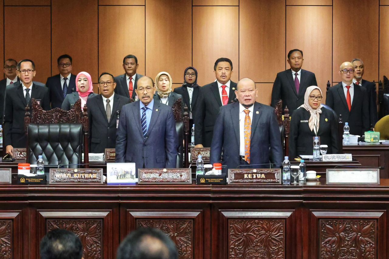 Ini Penjelasan Nono Sampono Soal Ricuhnya Sidang Paripurna DPD RI