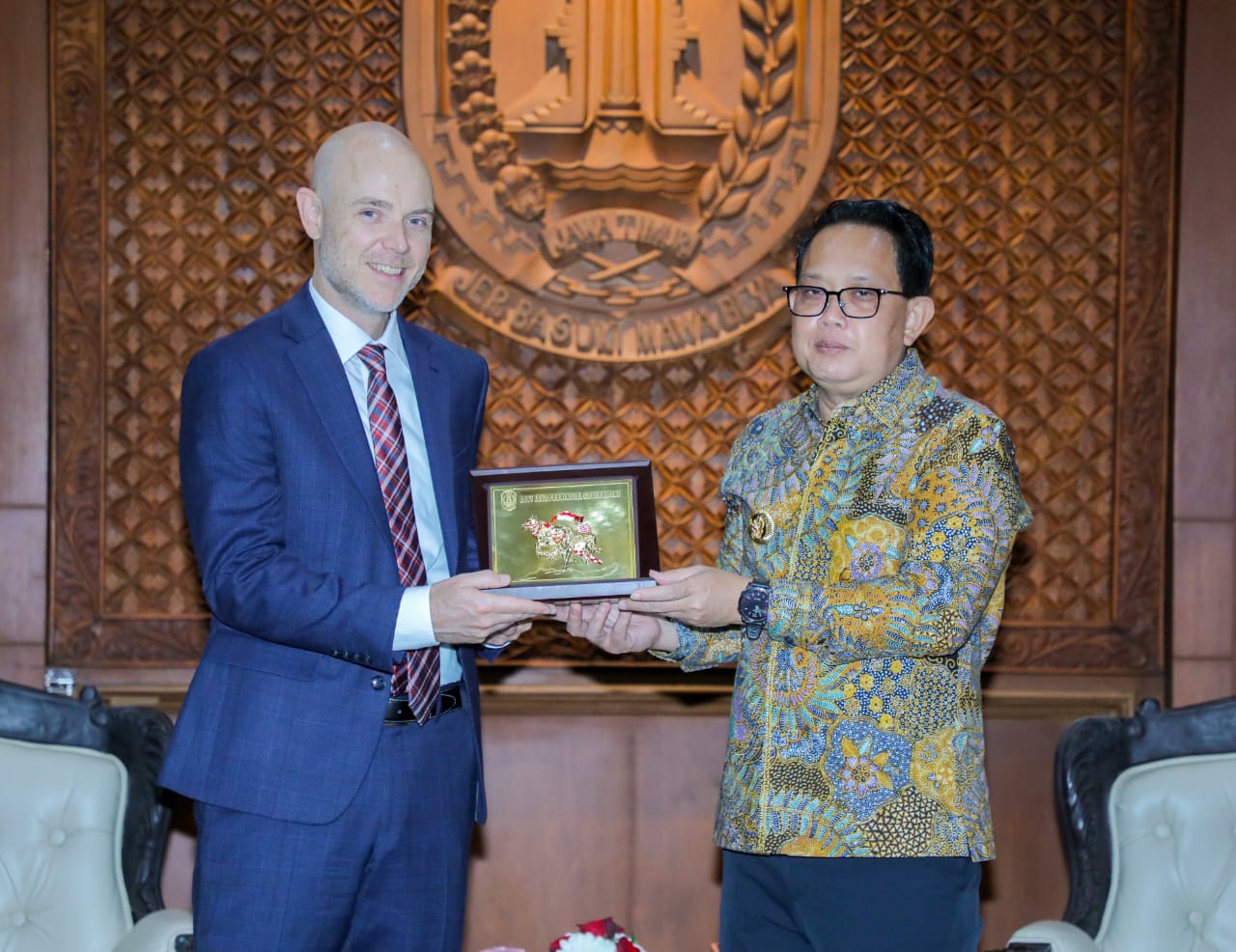 Terima Konjen AS di Surabaya, Pj Gubernur Adhy Ajak Perkuat Kerja Sama Industri Hingga Pariwisata