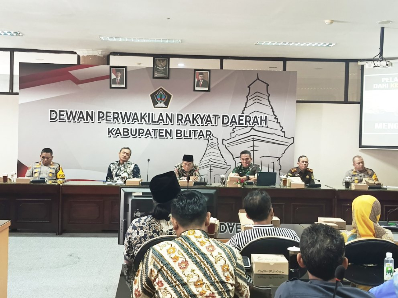 Pimpinan dan Anggota DPRD Kabupaten Blitar Gelar Raker Bersama Forkopimda, Ini Yang Dibahas
