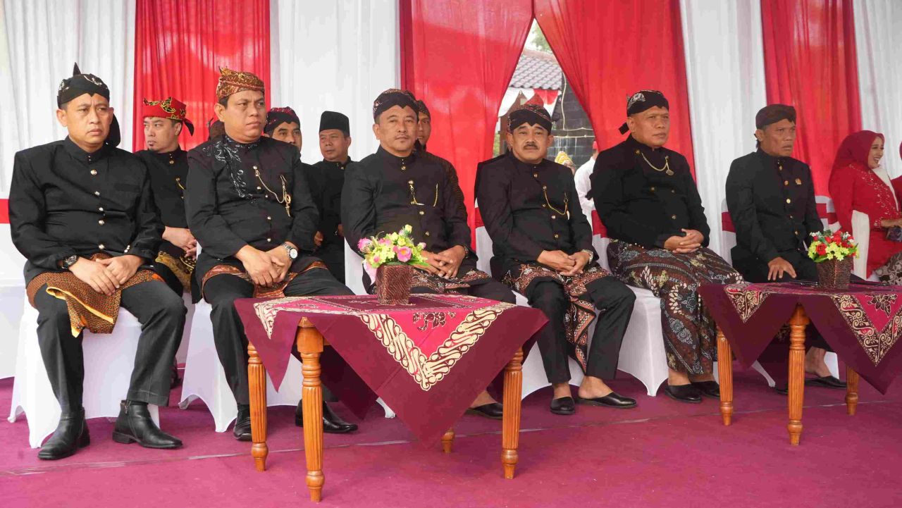 Hadiri Upacara HUT ke-79 RI, Ketua DPRD Kabupaten Blitar Pesankan Ini