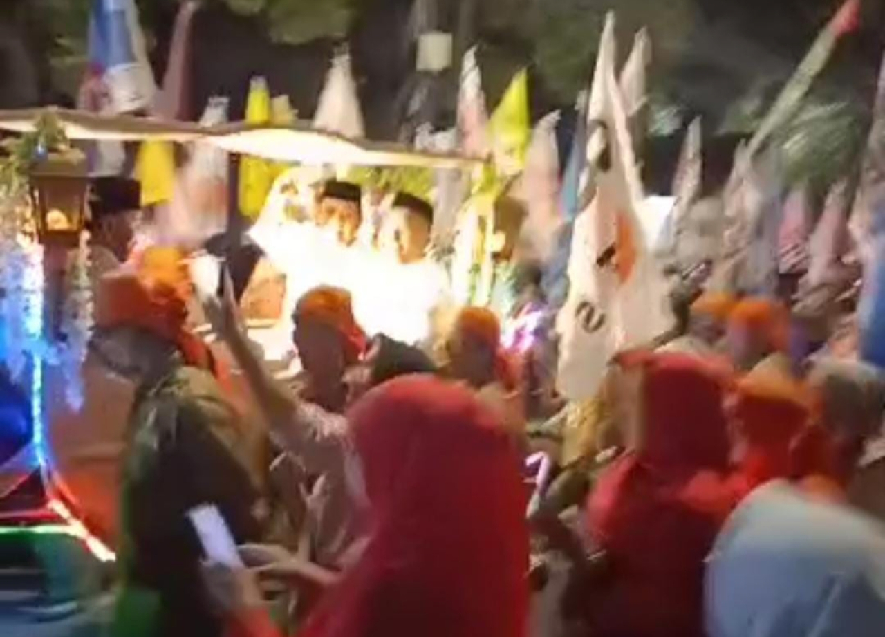 Diiringi Teriakan Mbelo Abah Gun, Gunawan-dr Umar Mendaftar ke KPU Kabupaten Malang