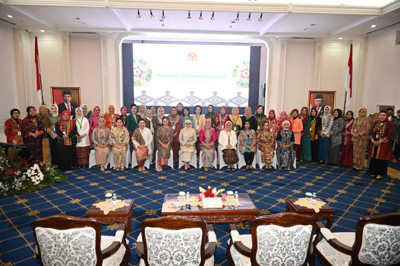 Pj. Ketua Dekranasda Jatim Ajak Pengrajin Muda Tidak Lupakan Kearifan Lokal