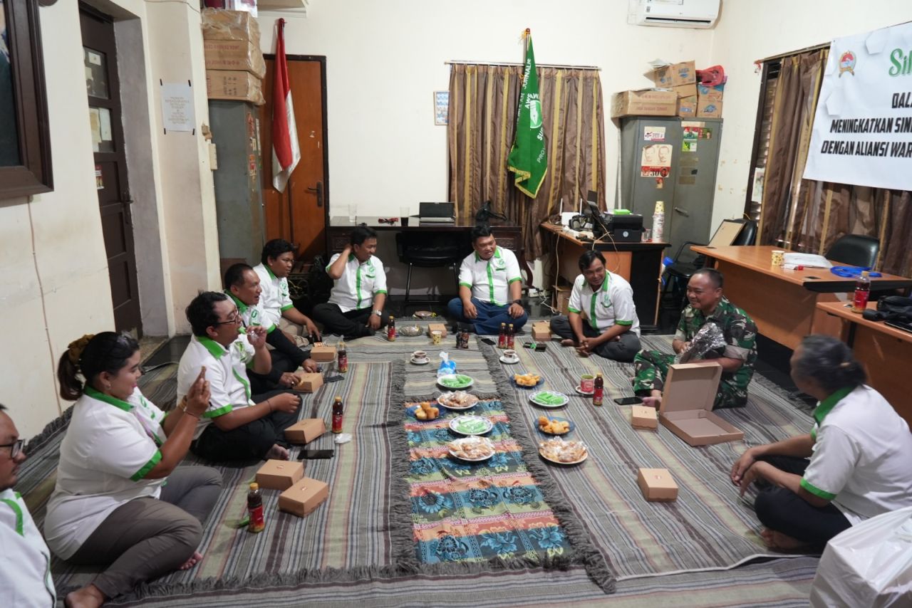 Bangun Sinergitas, Kapenrem Bhaskara Jaya Silaturahmi dengan Aliansi Wartawan Surabaya 