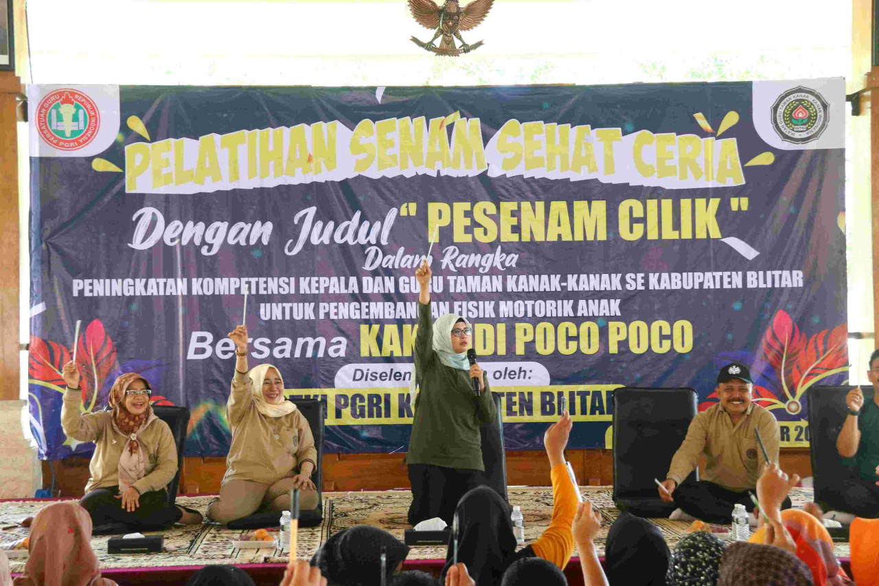 Ayo Hidup Sehat! Bupati Blitar Ajak Guru TK Tingkatkan Kesehatan Lewat Pelatihan Senam Kreasi Anak