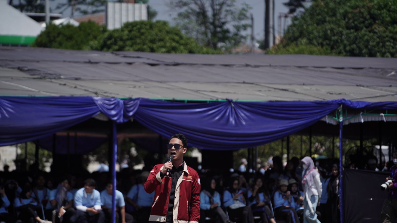 BEM HUKUM UNDIP : Demokrasi di Indonesia Terkesan Menindas Rakyat Dan Hanya Mementingkan Kelompok