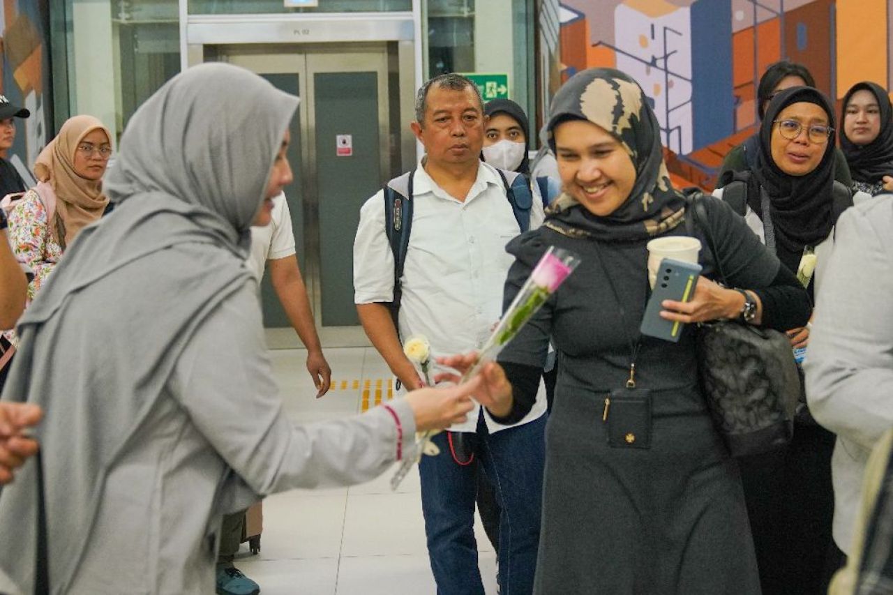 Penumpang Kereta Cepat Whoosh Tembus 5 Juta