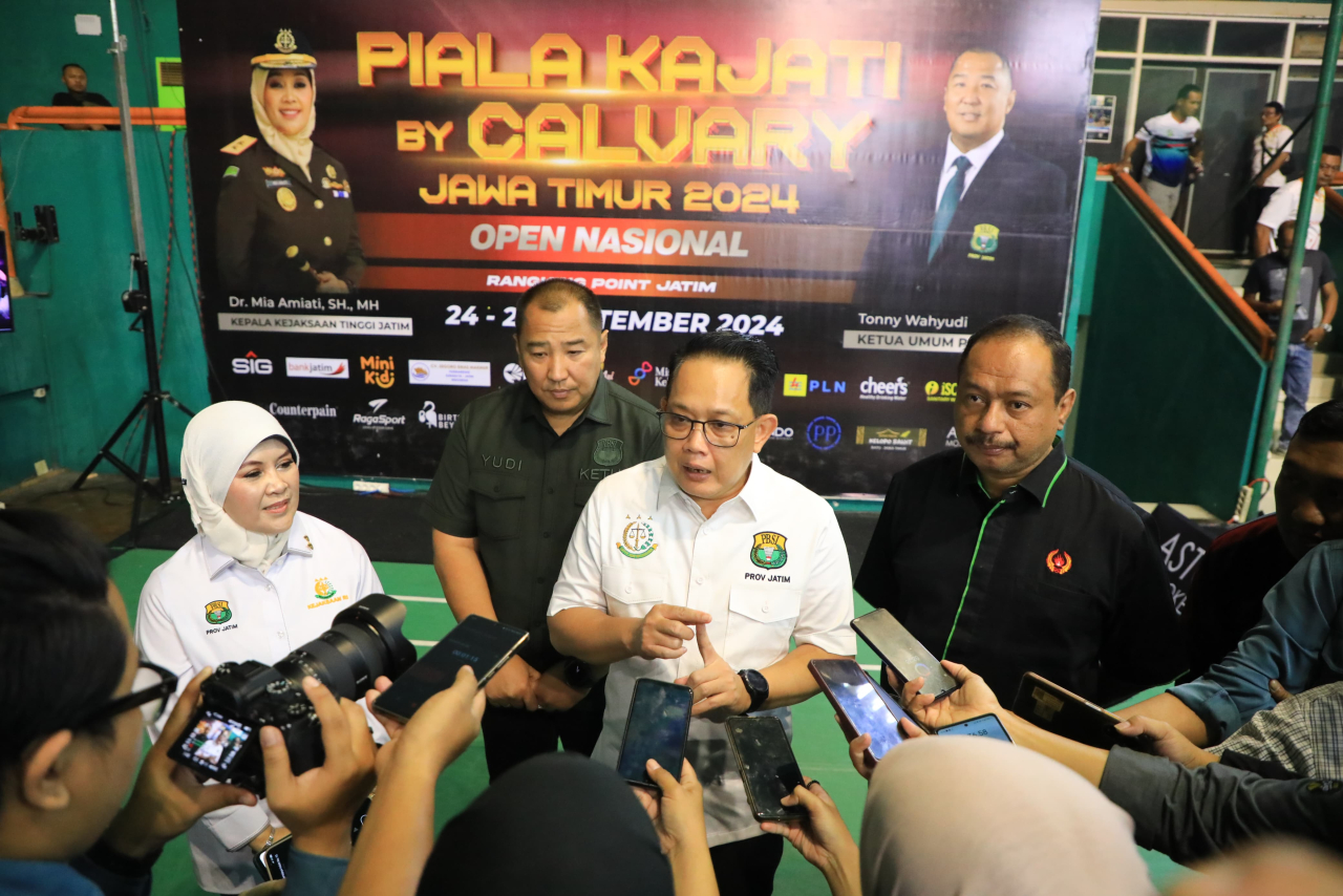 Pj Gubernur Jatim Dukung Regenerasi Atlet di Piala Kajati Jatim 2024
