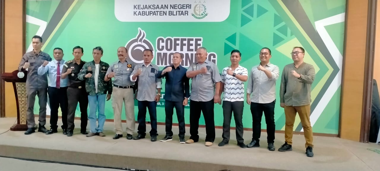 Kejari Kabupaten Blitar Berdiskusi dengan Media dan Ormas, Bahas Isu Hukum Terkini