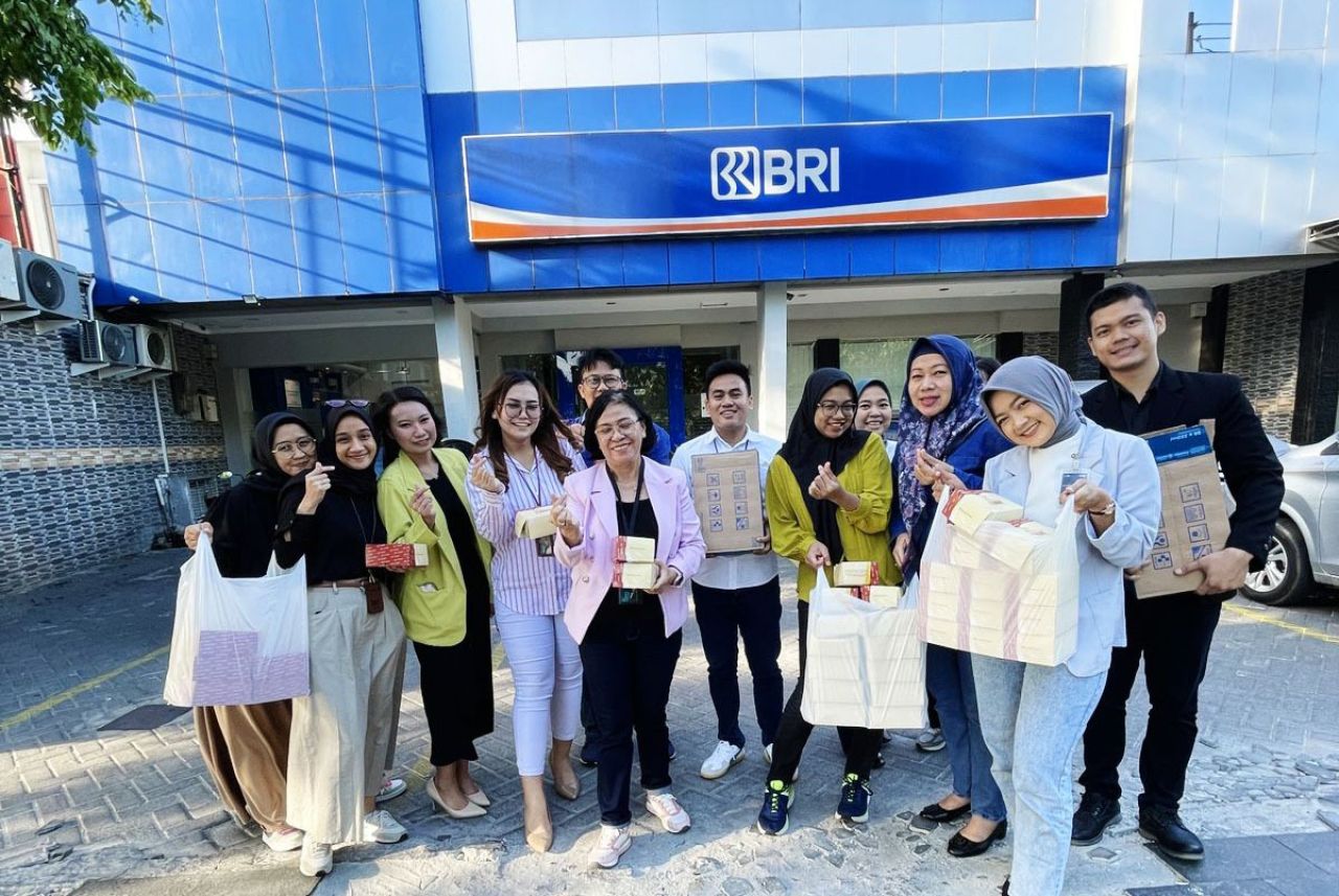 Insan Insan BRILian BO Surabaya Jemursari Tebar Kebaikan Jumat Berkah