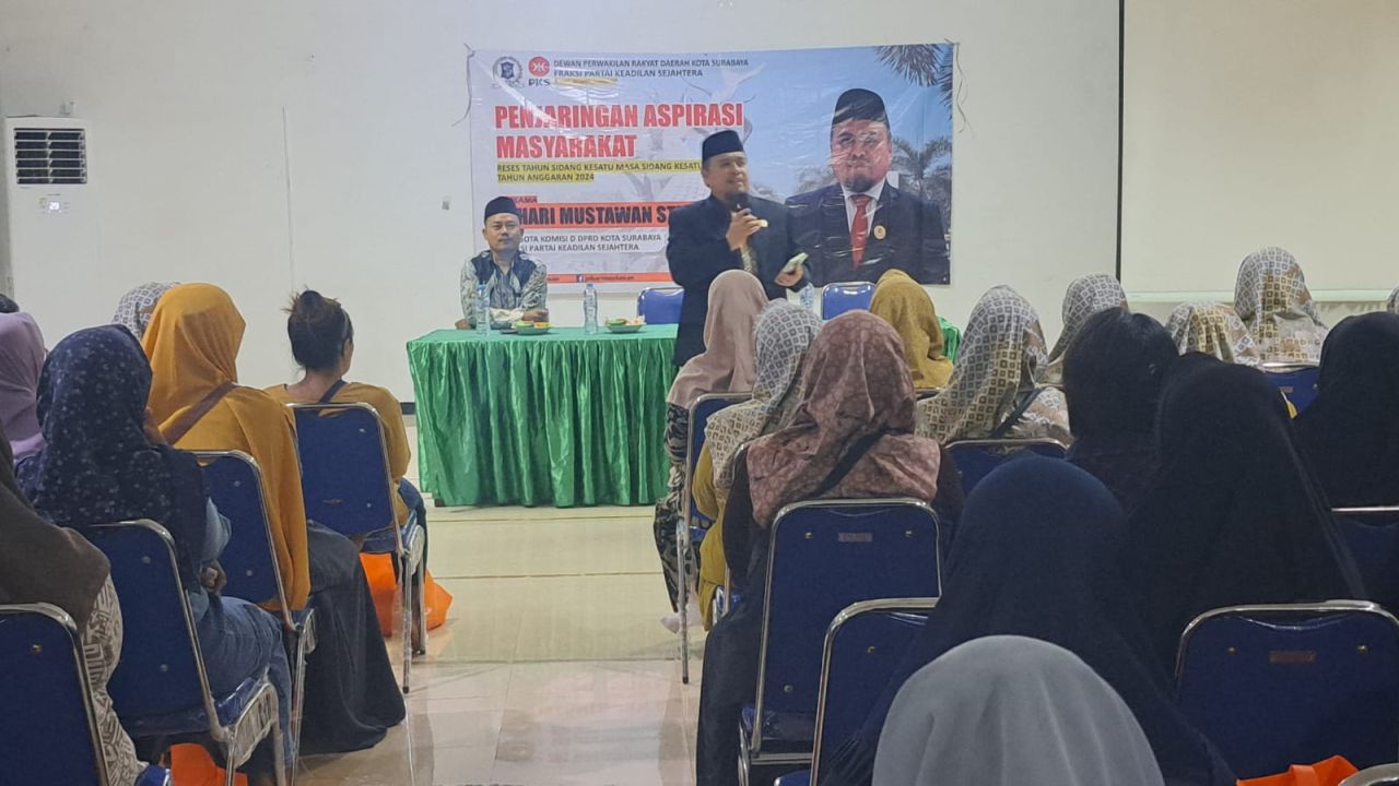 Reses Perdana, Johari Mustawan Kenalkan Fungsi dan Wewenang DPRD ke Masyarakat