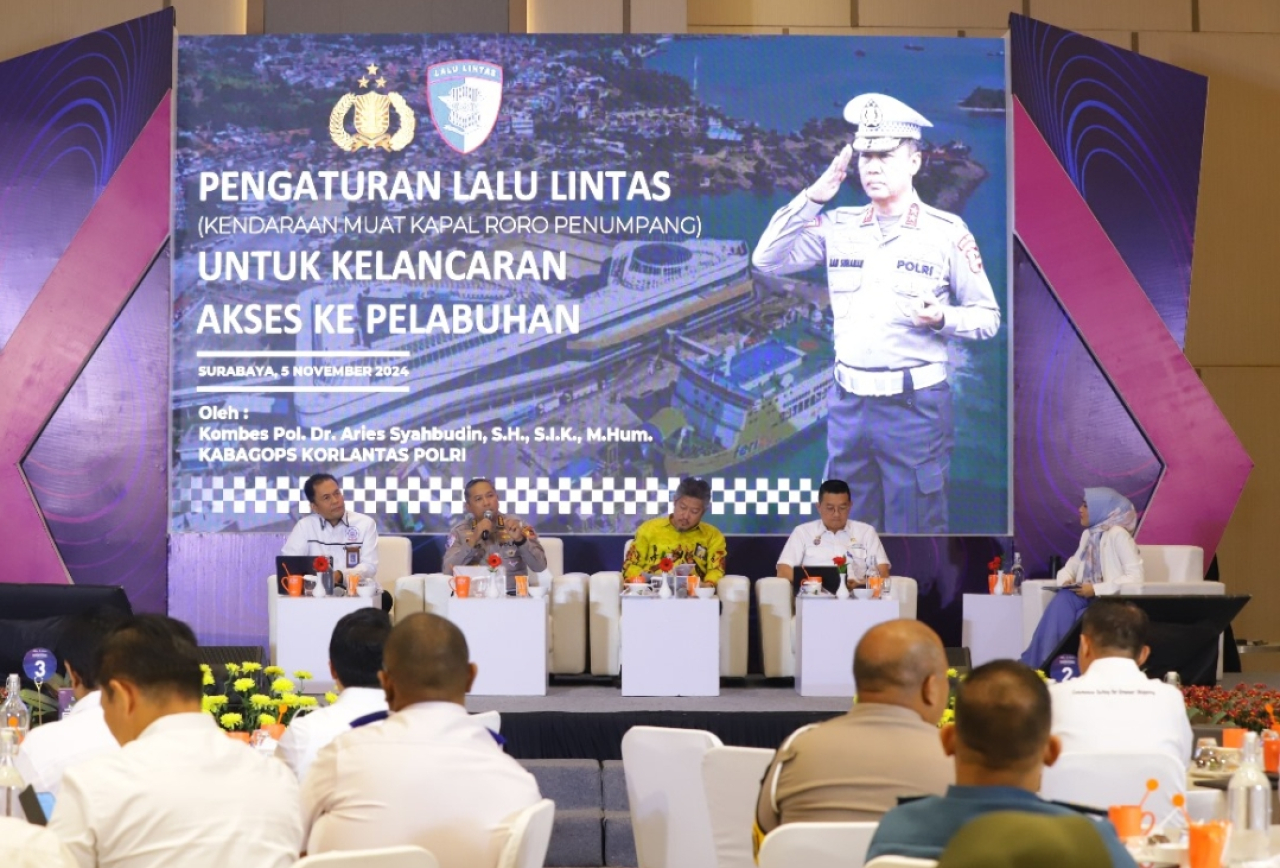 Kolaborasi Pelindo dan KSOP Tanjung Perak Tingkatkan Keselamatan Layanan Kapal Ro-Ro