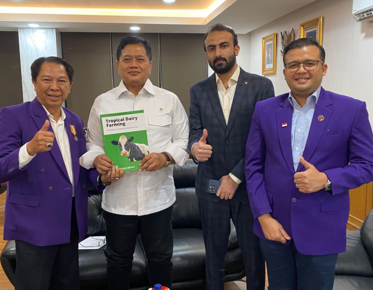 Wamen Viva Yoga: Di Daerah Transmigrasi Kita Kembangkan Sentra Sapi Perah