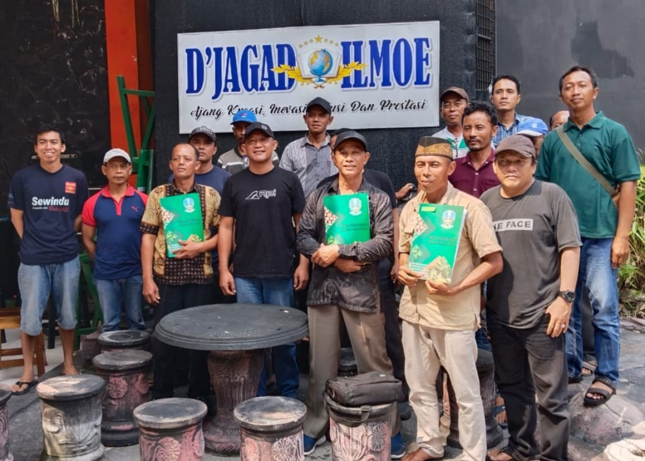 11 KTH saat mendatangi markas Ratu Adil