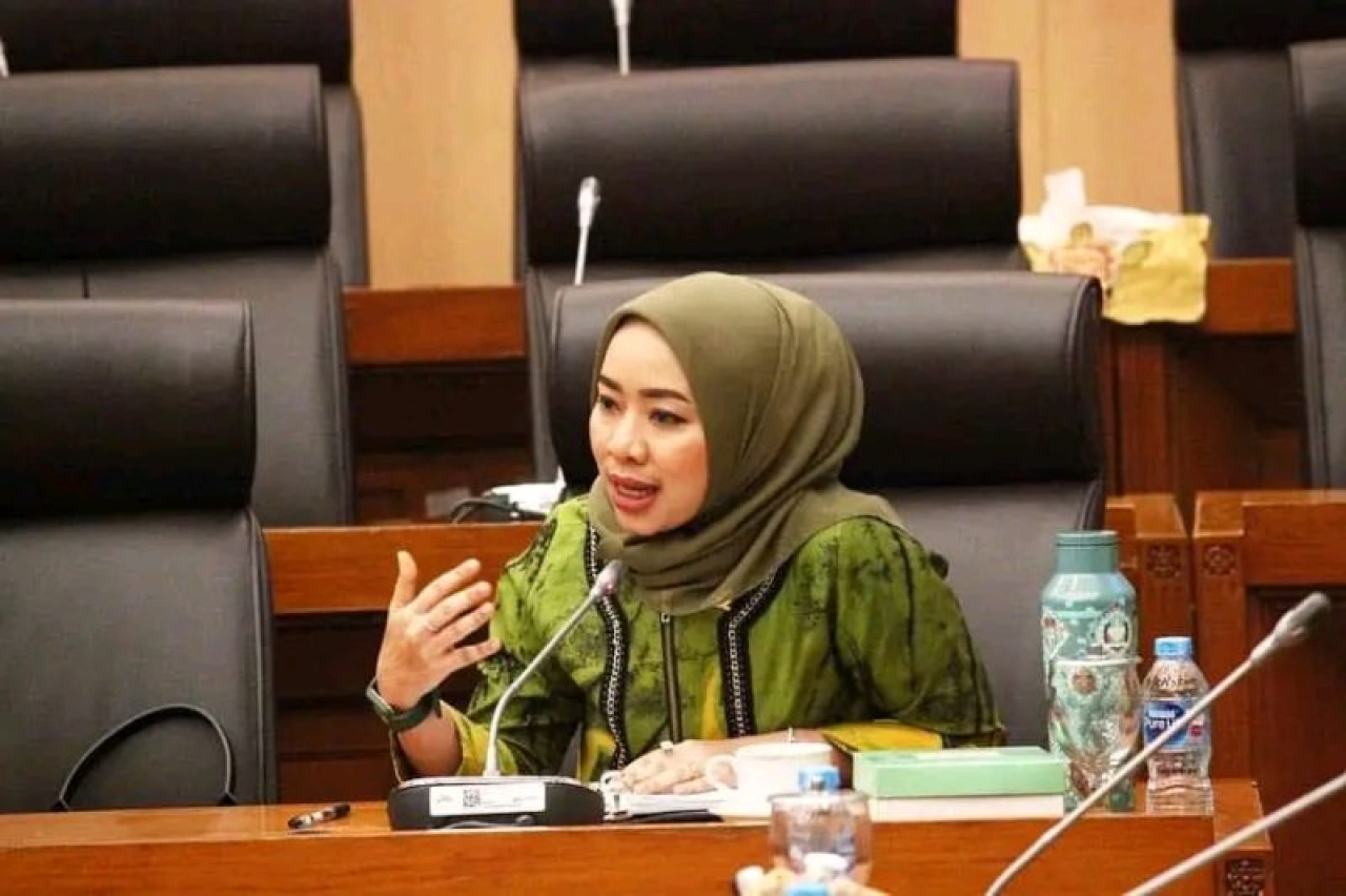 Ratna Juwita : Regulasi Energi Terbarukan Jadi Kunci Capai Nol Emisi