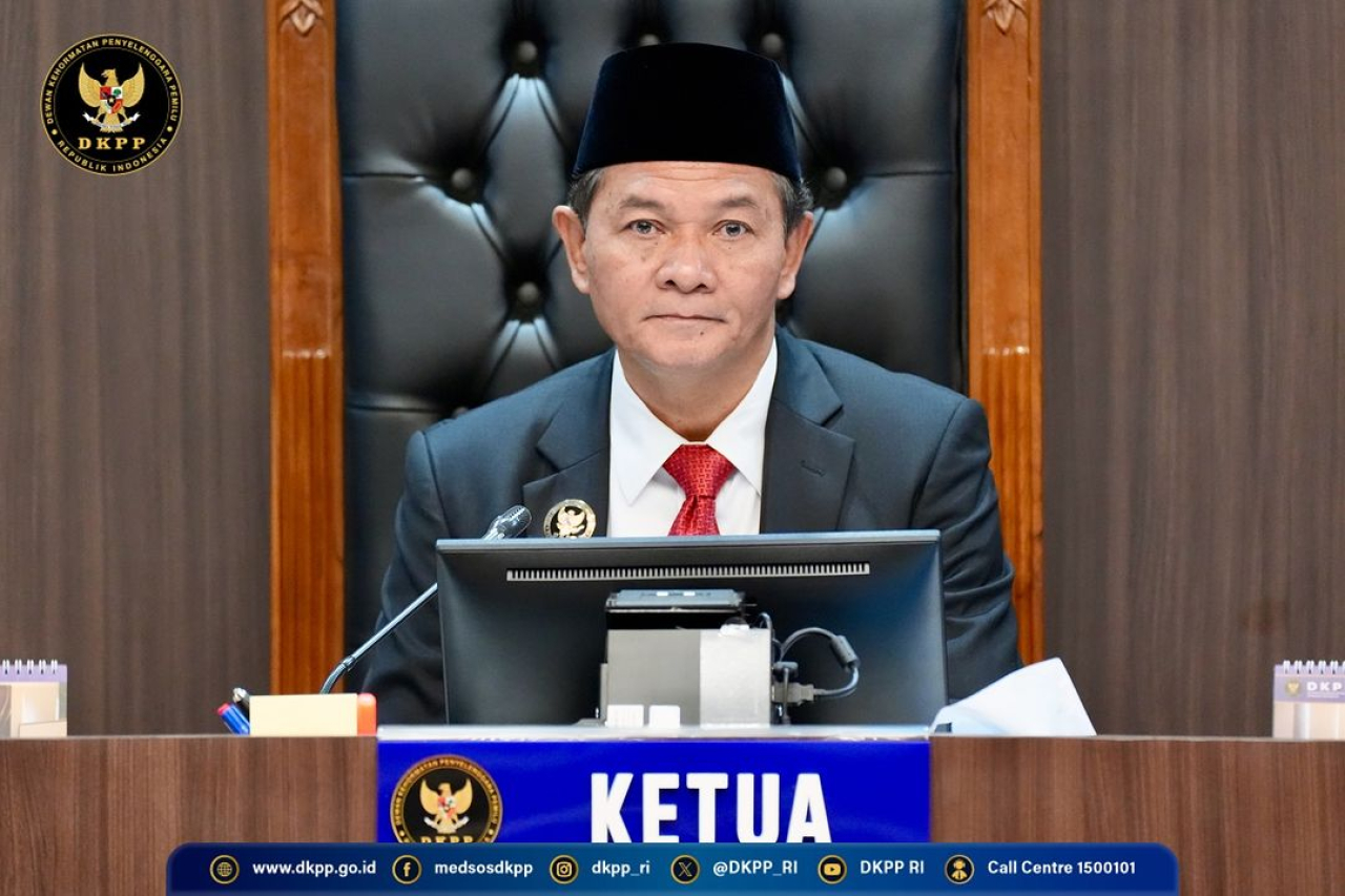 DKPP Pecat Komisioner Bawaslu Surabaya Karena Kasus Asmara