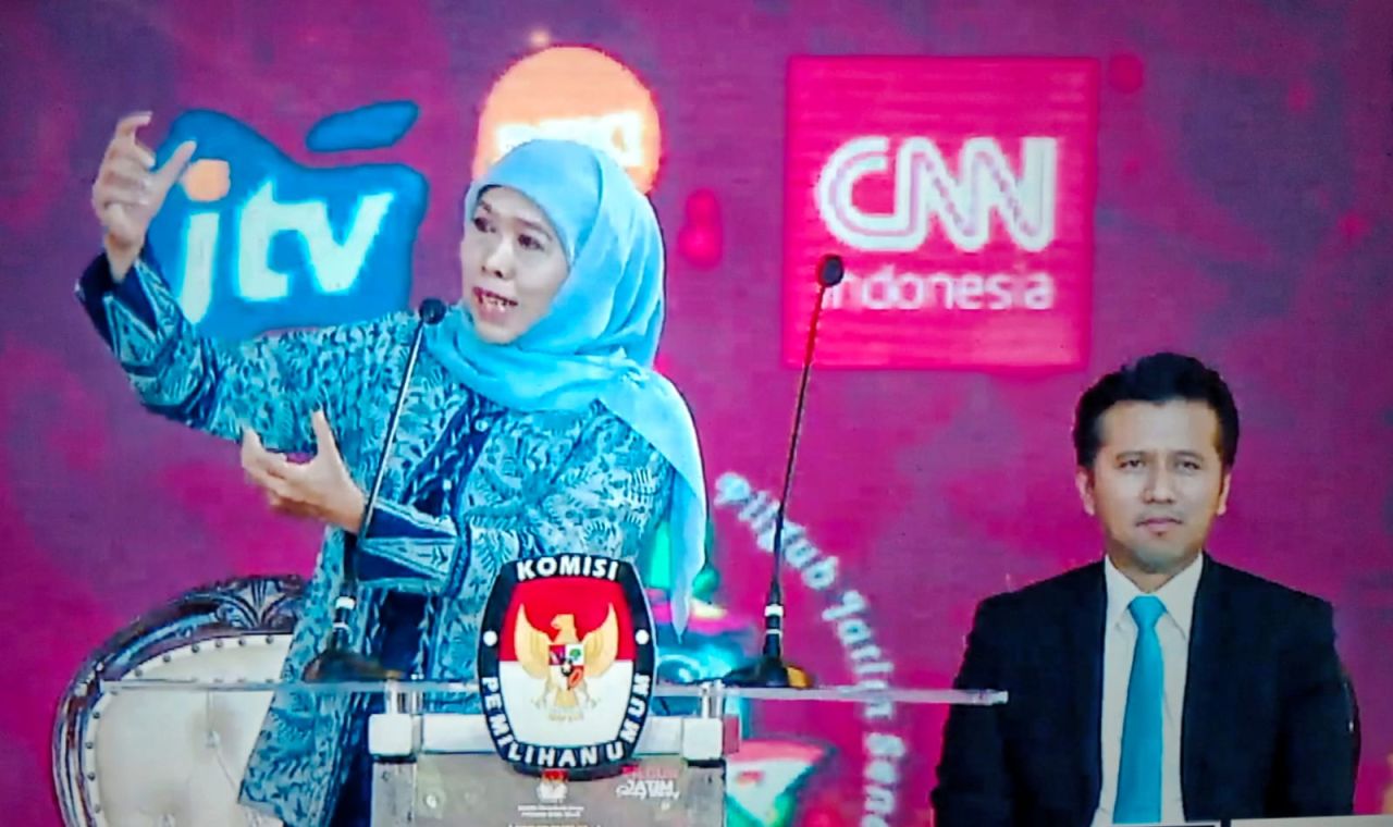 Debat kedua Pemilihan Gubernur Jawa Timur 2024 berlangsung meriah