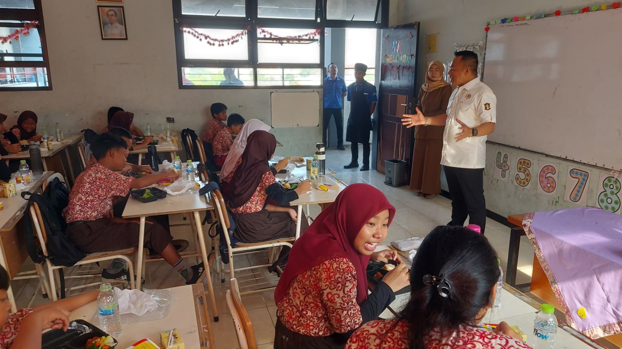 Uji Coba MBG di SDN Kedurus 1, Legislator Gerindra Sebut Indeks Belajar Siswa Naik Signifikan