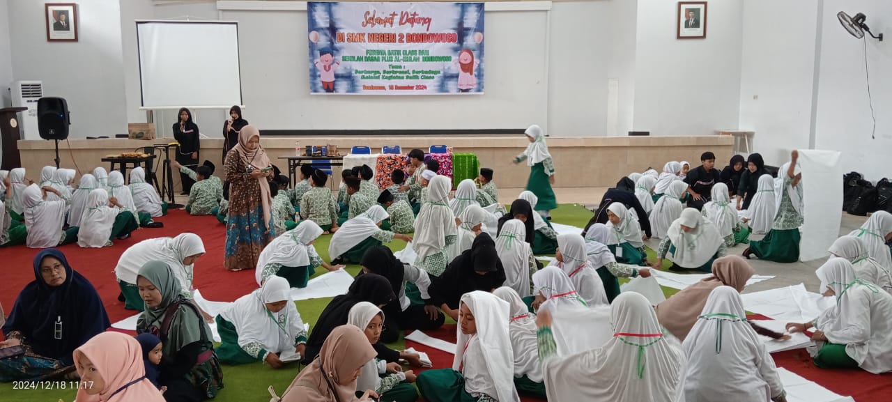 SD Plus Al Ishlah Bondowoso Melaksanakan  Study Visual Kelas Membatik di SMKN 2 Bondowoso