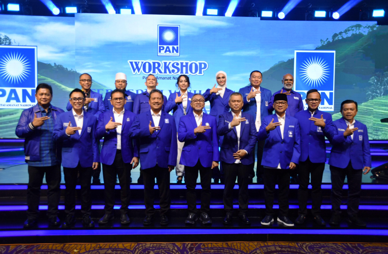 Suasana Bimtek DPRD dan DPR RI Partai Amanat Nasional di Surabaya selama 3 hari.