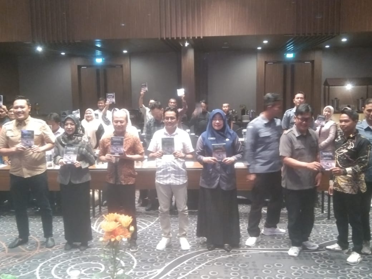 Bawaslu Sidoarjo luncurkan Buku  'Kisah Penjaga Suara Warga Kota Delta'