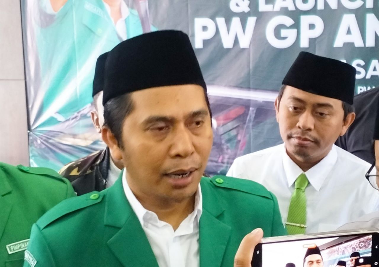 Ansor Jatim Siap Berangkatkan Sunhaji Umroh, Penjual Es Teh yang Viral di Pengajian Gus Miftah