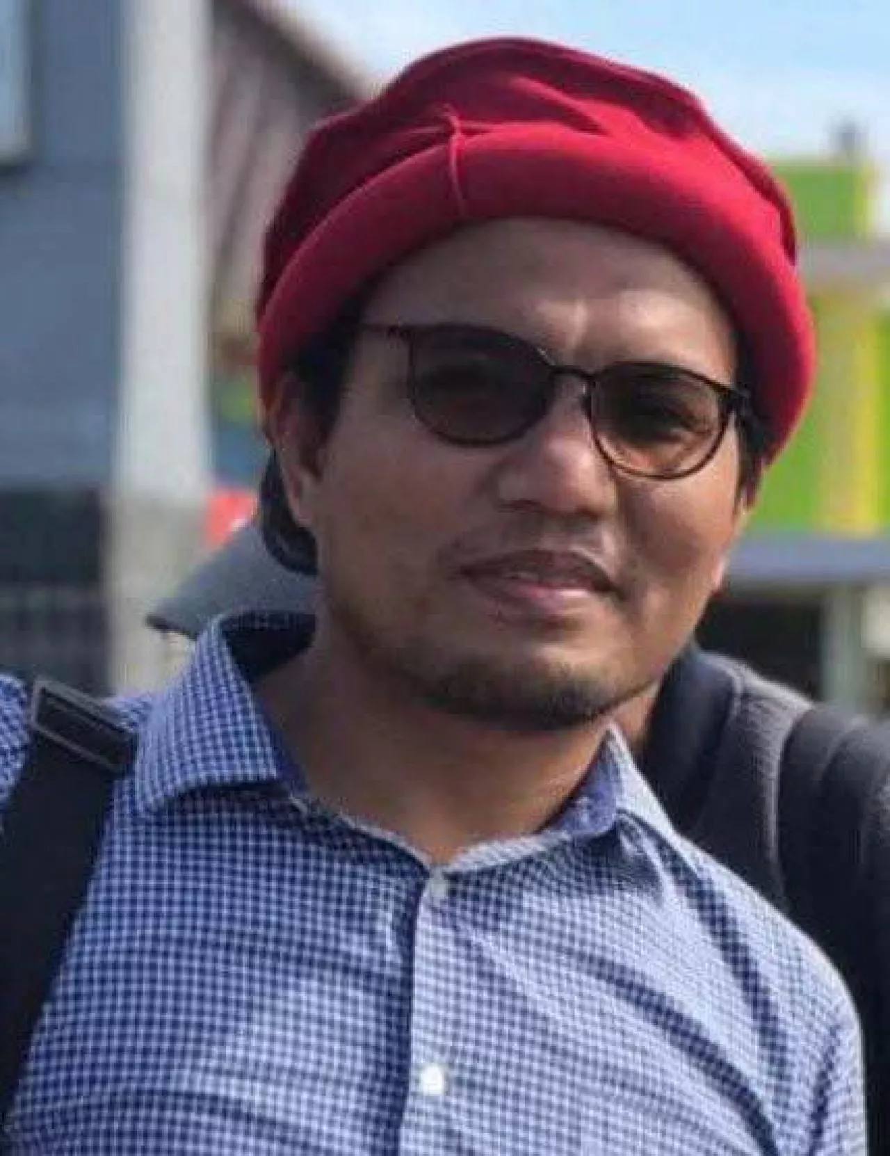 Kedai Kopi Raluna, Keilmuan dan Kemanusiaan