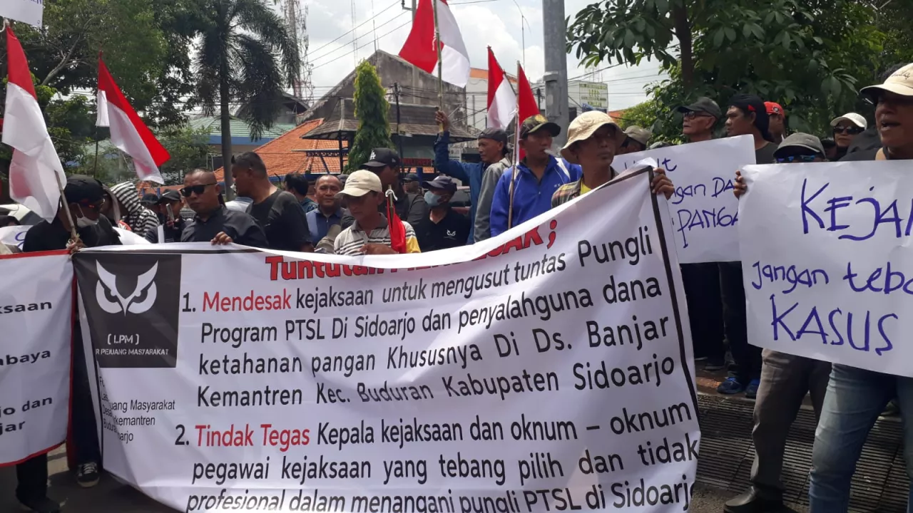 Warga Banjarkemantren Desak Kejari Sidoarjo Usut Kasus Pungli PTSL dan Penyalahgunaan Dana Ketahanan Pangan