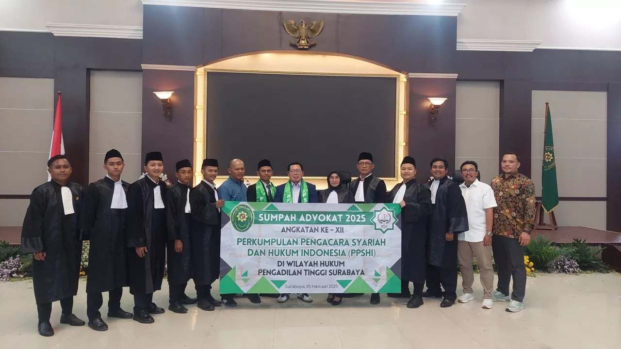 Puluhan Advokat PPSHI Resmi Diambil Sumpah di Pengadilan Tinggi Surabaya